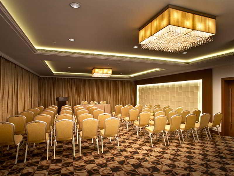 Hotel Adarsh Hamilton Bangalore Servizi foto