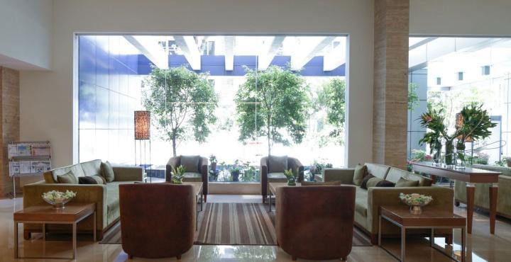 Hotel Adarsh Hamilton Bangalore Esterno foto
