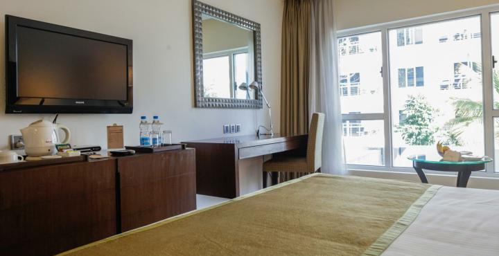 Hotel Adarsh Hamilton Bangalore Esterno foto