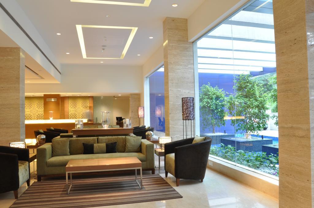 Hotel Adarsh Hamilton Bangalore Esterno foto